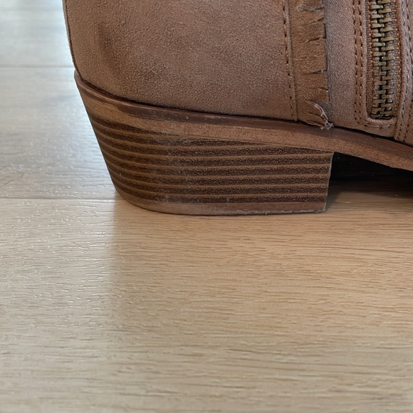 MIA Patterson Booties (9.5) - Picture 5 of 8